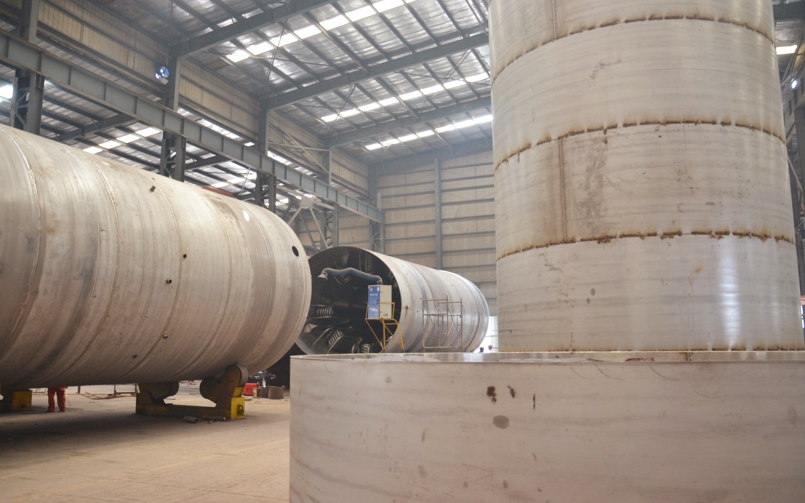 儲(chǔ)罐容器_壓力容器_低溫儲(chǔ)罐_菏澤花王壓力容器